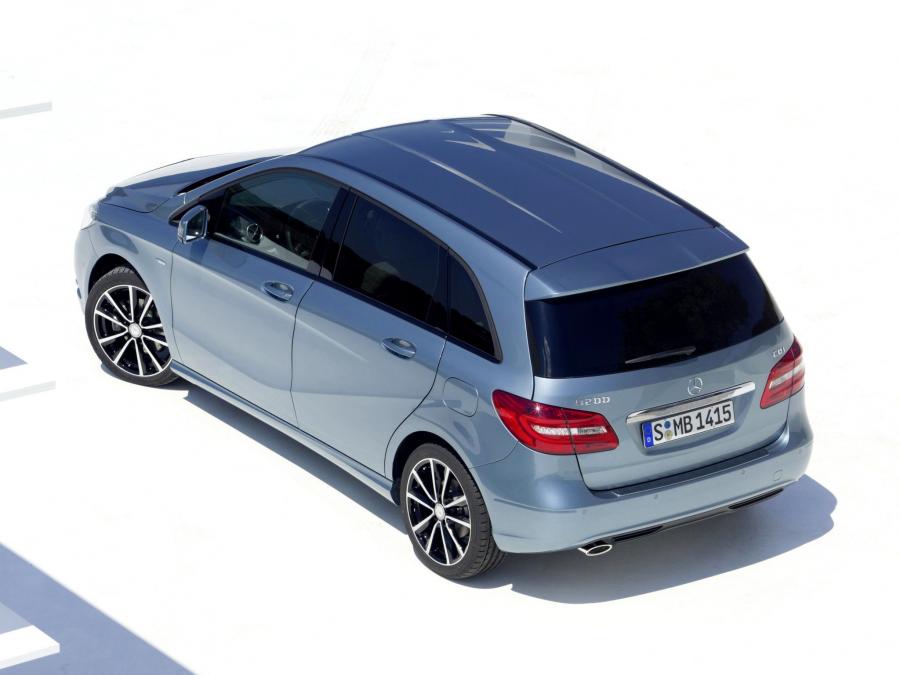  Mercedes-Benz B200 CDI BlueEFFICIENCY 2011 года  (фото 18 из 30)